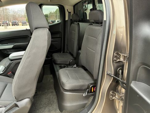 Used 2016 Chevrolet Colorado LT w/ LT Convenience Package image 25