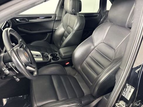 Used 2022 Porsche Macan S AWD/4WD image 18