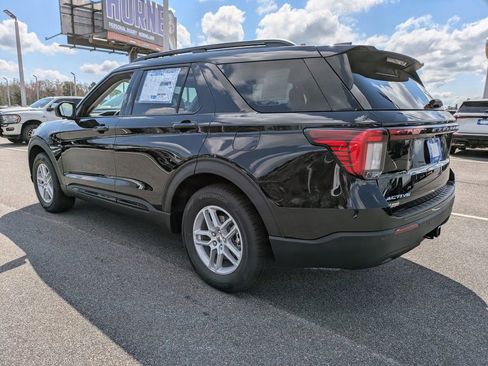 New 2026 Ford Explorer Active image 6