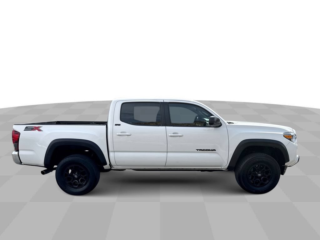 Used 2023 Toyota Tacoma SR5 RWD image 9