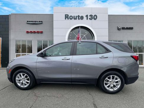 Used 2024 Chevrolet Equinox LS FWD image 6