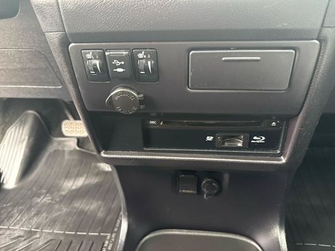 Used 2018 Toyota Sienna Limited Premium AWD/4WD image 27