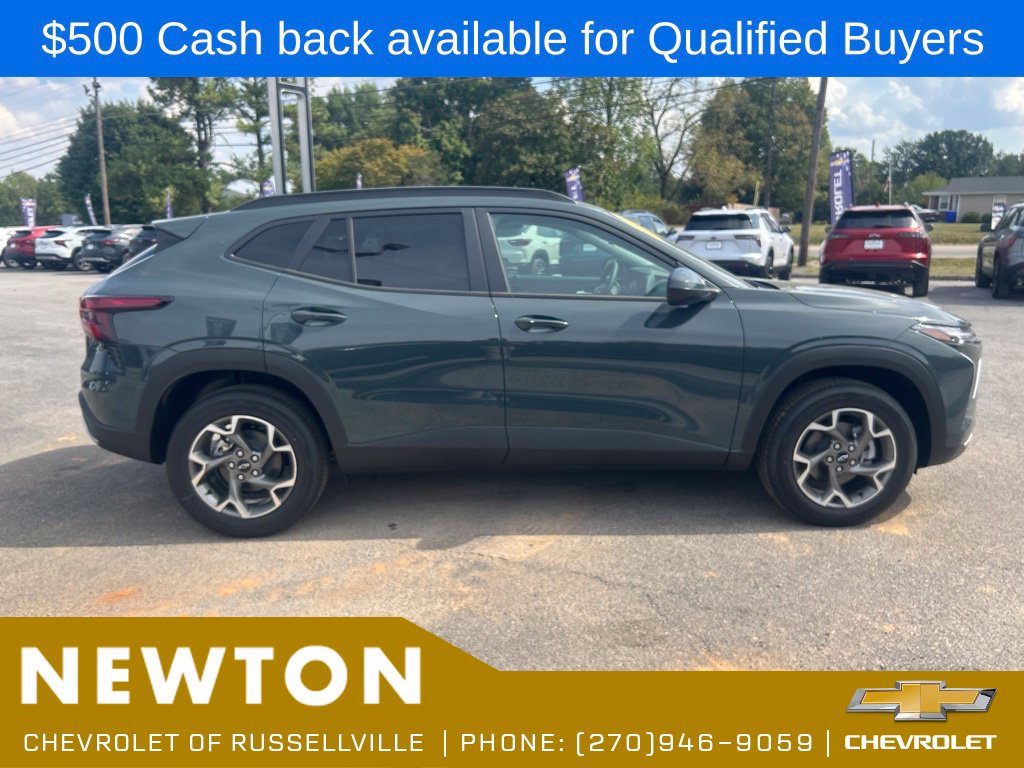 New 2026 Chevrolet Trax LT w/ Driver Confidence Package FWD image 40
