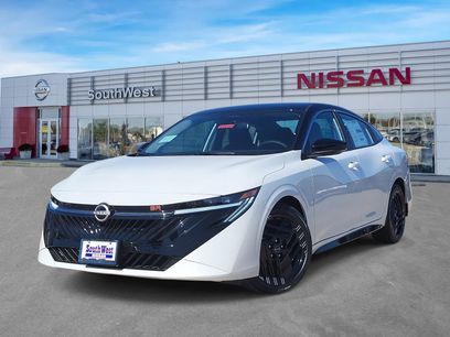 New 2026 Nissan Sentra SR w/ Floor Mat Package