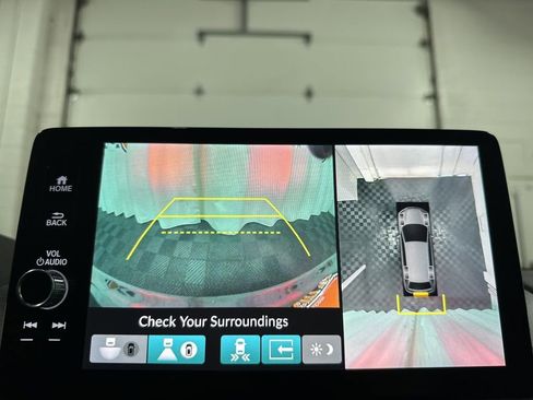 Used 2024 Honda Pilot Elite image 26