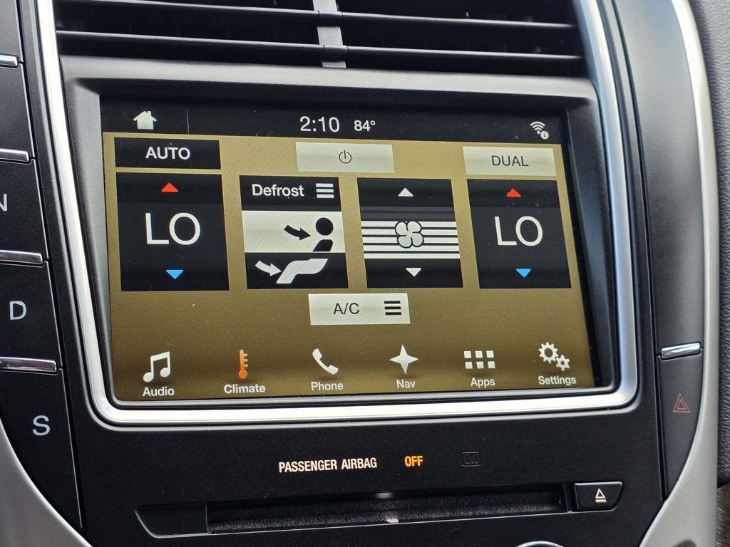 Used 2016 Lincoln MKX Reserve FWD image 18
