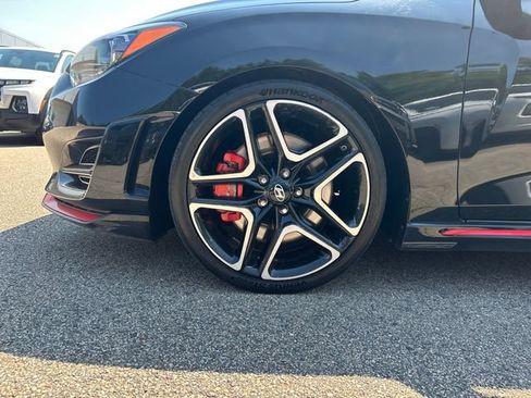 Used 2020 Hyundai Veloster N w/ Performance Package FWD image 12