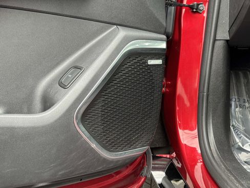 Used 2024 Chevrolet Traverse RS w/ LPO, Floor Liner Package image 19