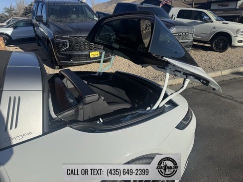 Used 2024 Porsche 911 Targa 4S image 10