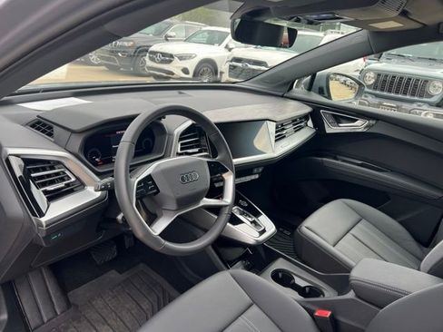 Used 2025 Audi Q4 e-tron Premium Plus AWD/4WD image 11