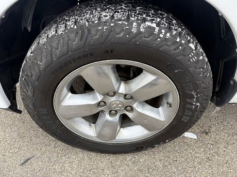 Used 2017 RAM 1500 Tradesman image 9