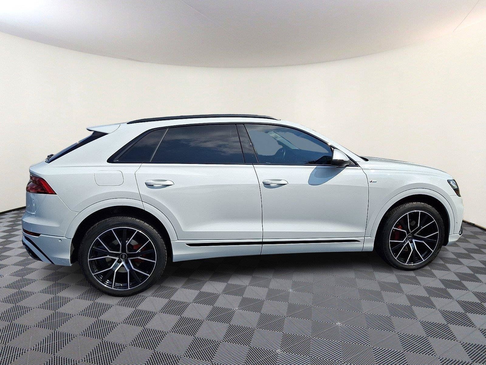 Used 2023 Audi Q8 Premium Plus w/ Premium Plus Package AWD/4WD image 7