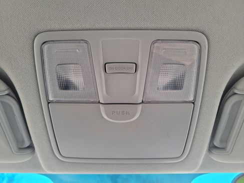 Used 2015 Hyundai Elantra SE w/ Option Group 02 image 31