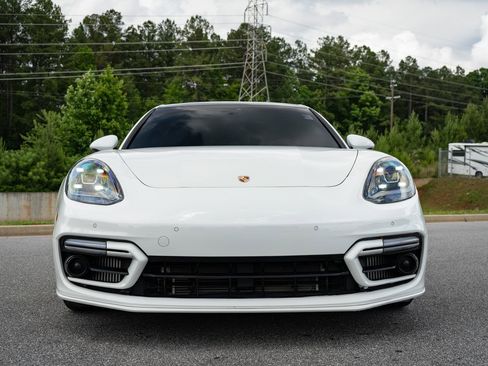 Used 2023 Porsche Panamera 4 w/ Premium Package AWD/4WD image 8