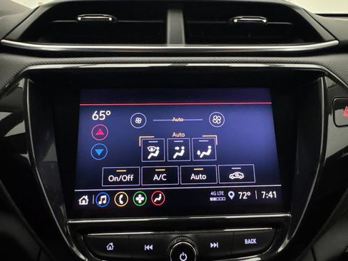 Used 2022 Chevrolet TrailBlazer LT w/ Convenience Package FWD image 26