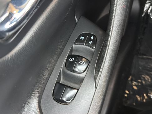 Used 2018 Nissan Altima 2.5 SL FWD image 19