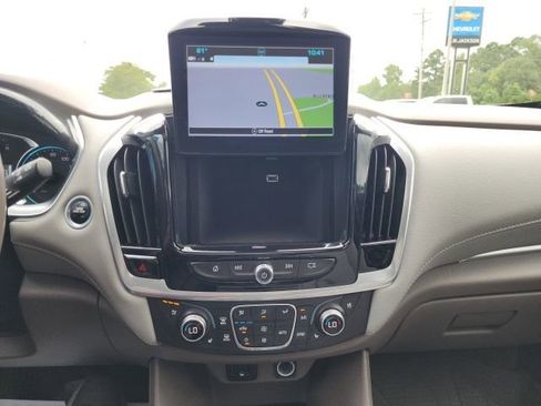 Used 2019 Chevrolet Traverse Premier w/ Driver Confidence II Package image 35