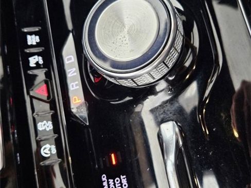 Used 2022 Jeep Wagoneer Series I w/ Premium Group I image 21