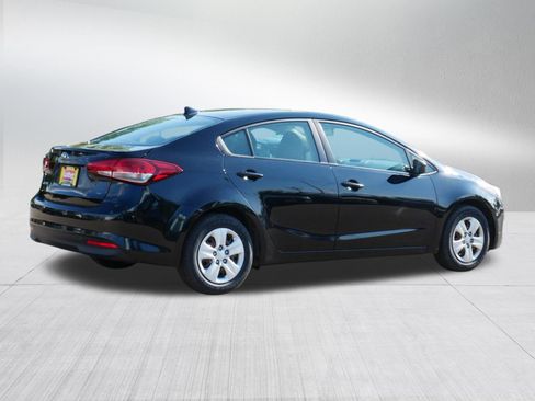 Used 2018 Kia Forte LX FWD image 7