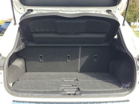 Certified 2022 Nissan Rogue Sport SV image 8