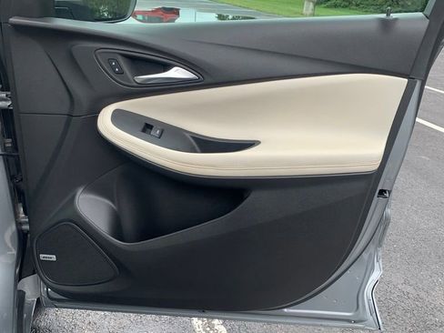 Used 2024 Buick Encore GX Avenir w/ Avenir Convenience Package image 9