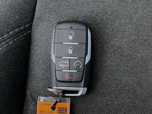 Used 2019 RAM 1500 Big Horn image 9