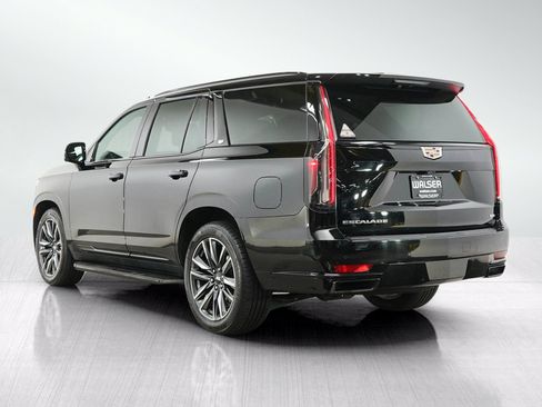 Used 2022 Cadillac Escalade Sport Platinum w/ Heavy-Duty Trailer Package AWD/4WD image 3