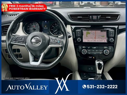 Used 2022 Nissan Rogue Sport SL image 29