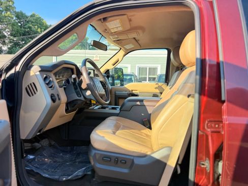 Used 2016 Ford F250 Lariat w/ Lariat Interior Package AWD/4WD image 10