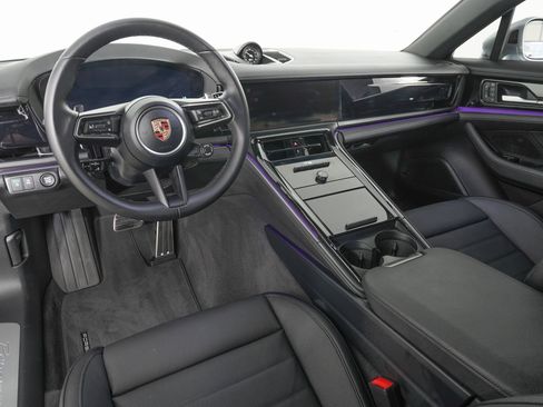 Used 2026 Porsche Panamera image 16