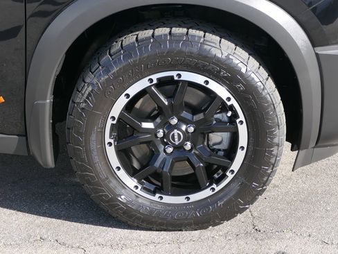 Used 2025 Nissan Pathfinder Rock Creek image 26