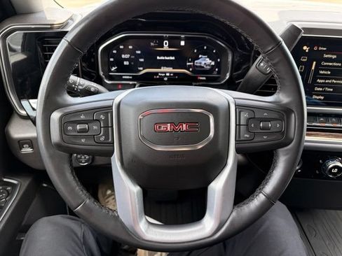 Used 2023 GMC Sierra 1500 Elevation w/ X31 Off-Road Package AWD/4WD image 18