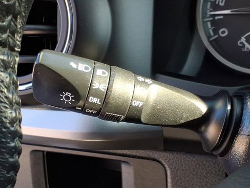 Used 2019 Toyota Tacoma SR5 image 22