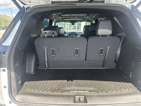 Used 2023 Chevrolet Traverse RS AWD/4WD image 27