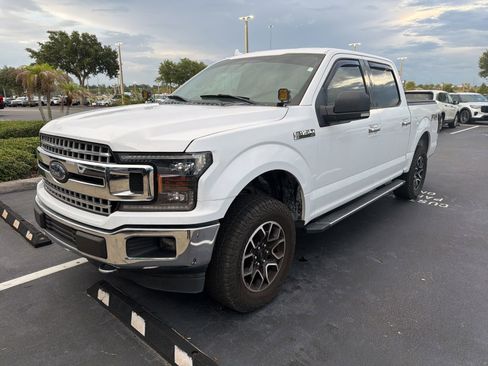 Used 2018 Ford F150 XLT w/ Equipment Group 302A Luxury AWD/4WD image 7
