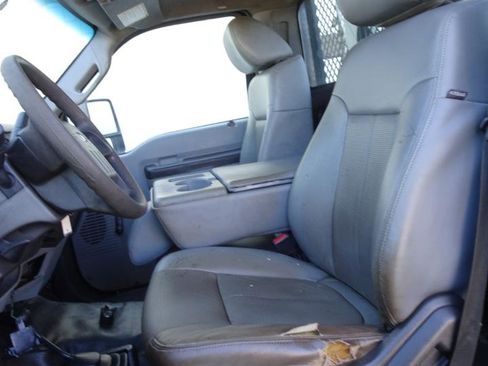 Used 2014 Ford F350 XL w/ Snow Plow Prep Package image 9