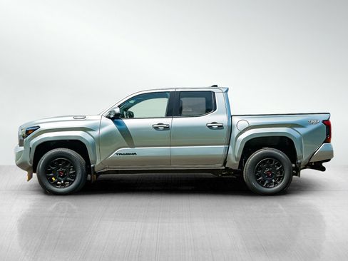 New 2025 Toyota Tacoma TRD Sport image 4