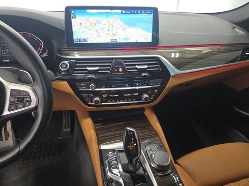 Used 2023 BMW 530i w/ M Sport Package RWD image 15