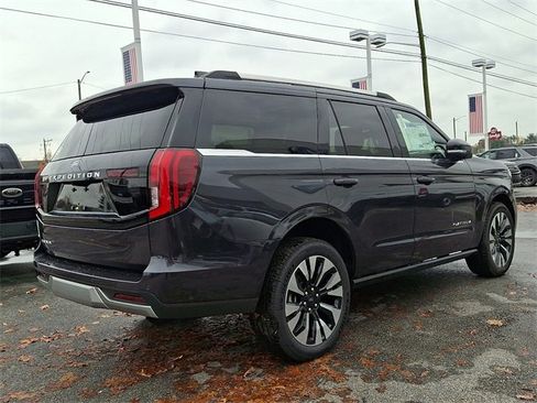 New 2025 Ford Expedition Platinum w/ Driver's Package image 4