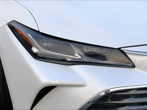 Used 2020 Toyota Avalon Limited w/ Advanced Safety Package FWD image 26