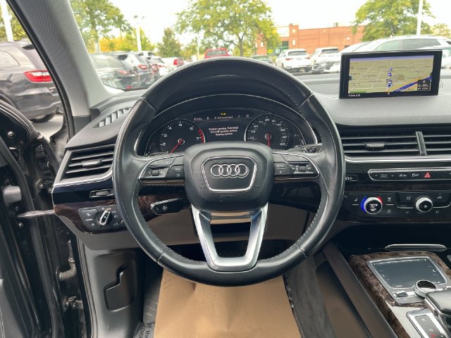 Used 2017 Audi Q7 3.0T Premium Plus AWD/4WD image 14