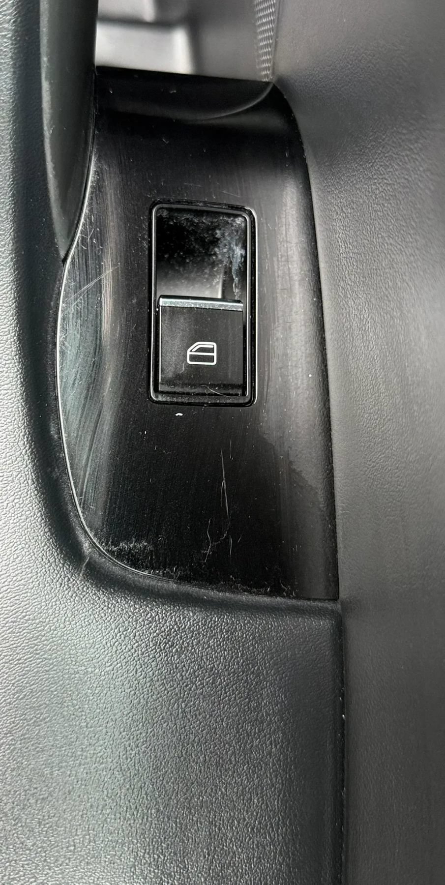 Used 2019 MAZDA MAZDA3 Sedan w/ Preferred Package FWD image 31