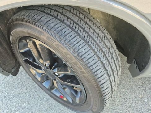 Used 2025 Dodge Durango R/T AWD/4WD image 42