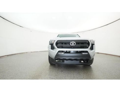 New 2026 Toyota Tacoma SR5 image 32