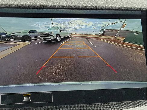 Used 2023 Buick Envision Preferred image 18