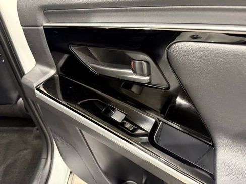 Used 2024 Toyota bZ4X XLE w/ Weather Package image 25