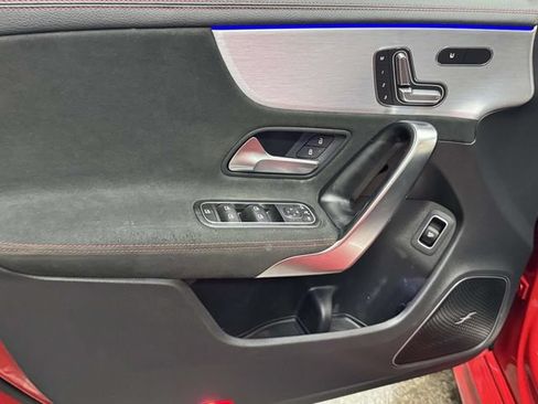 Used 2020 Mercedes-Benz CLA 250 4MATIC image 34