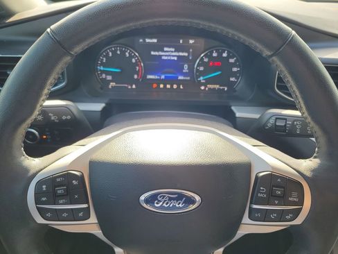 Used 2023 Ford Explorer XLT w/ Equipment Group 202A image 24