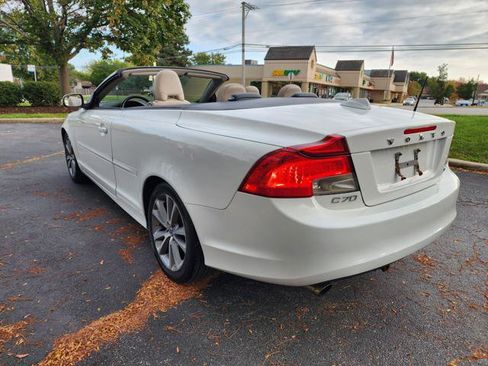 Used 2011 Volvo C70 T5 image 5