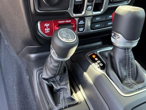 New 2025 Jeep Wrangler Unlimited Rubicon 392 image 23